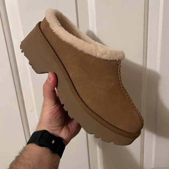 UGG Shoes - NEW UGG HEIGHTS COZY CLOGS
